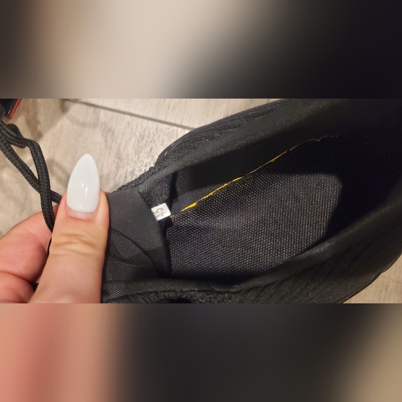 Black and Red Men's Athletic Shoes - Picture 8 of 11